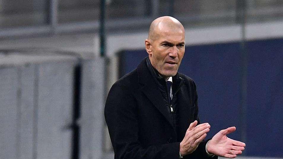 “No me parecería extraño que Zidane entrenase al PSG”