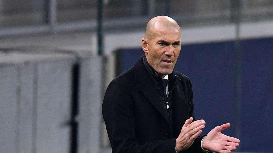 ¡BOOM! Podría abrirse una vía para el regreso de Zidane a los banquillos