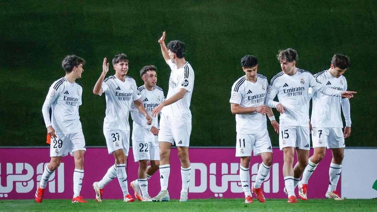 De rozar el desastre a soñar con el ascenso: el Castilla se engancha a la pelea