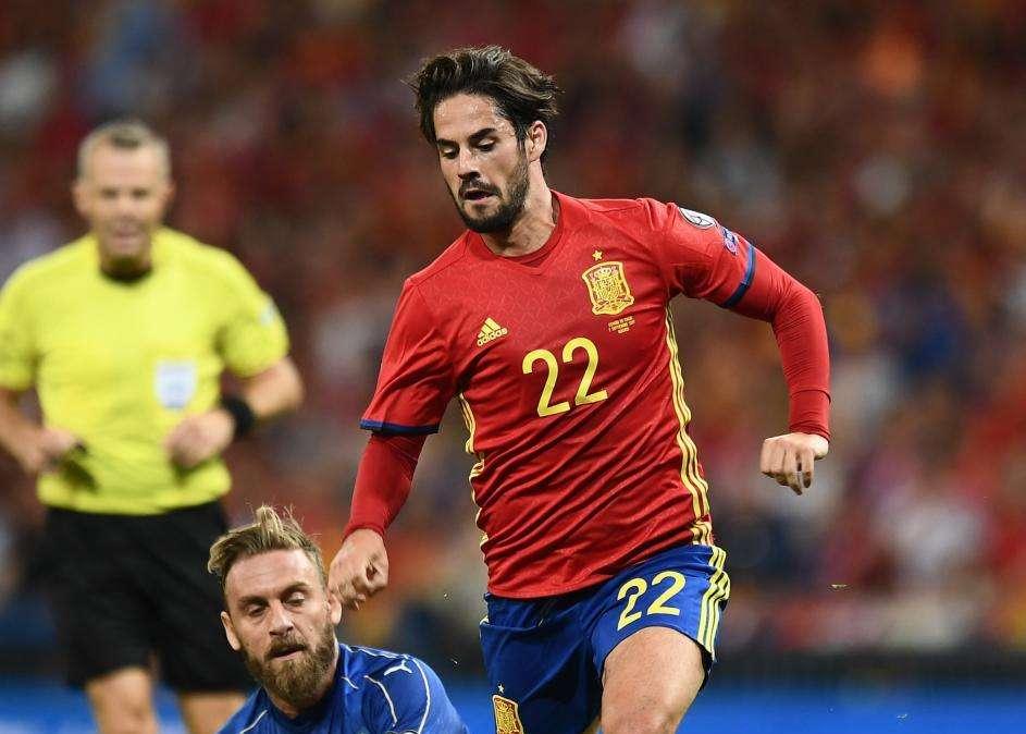 Maradona critica el juego de Isco: "Traslada mucho y define poco"