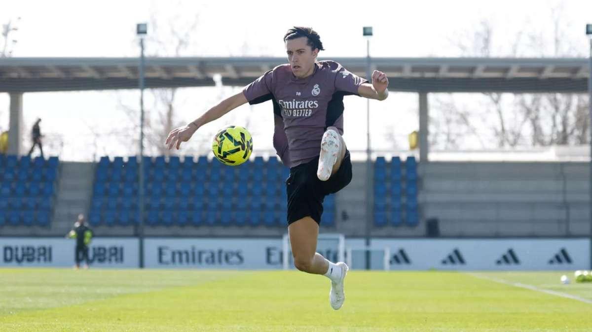 El Chelsea FC dispuesto a tirar la puerta abajo con Álvaro Carreras