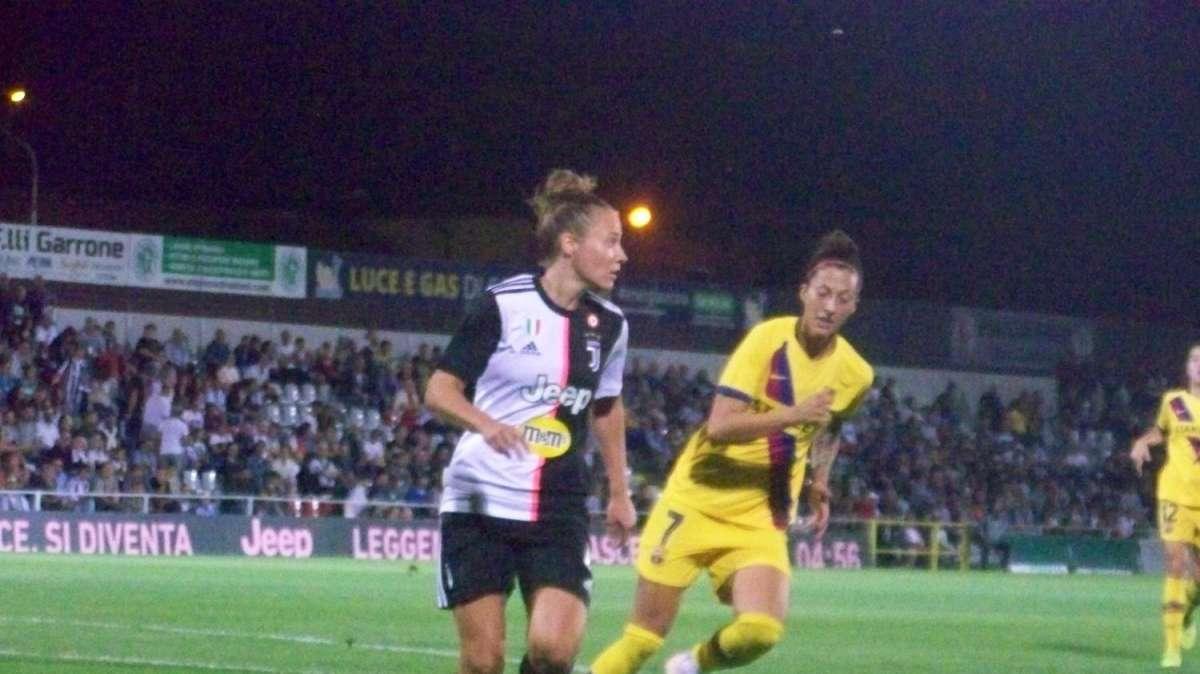 Real Madrid Femenino | Jenni Hermoso: "Irán a por todas aunque les falte rodaje juntas"