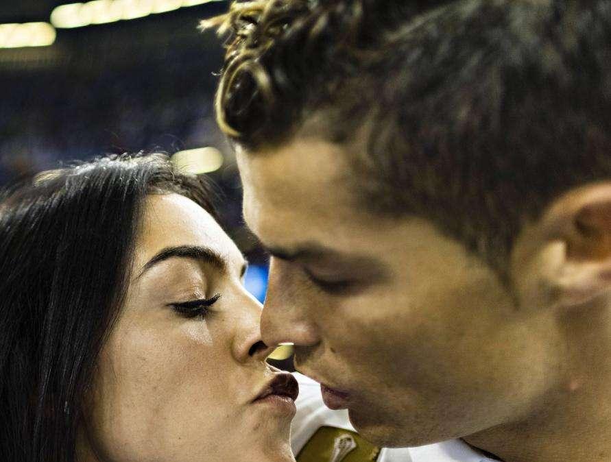 Correo da Manhá - Cristiano y Georgina ultiman los preparativos de su boda