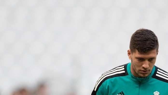 Real Madrid | La cesión de Jovic a la Fiorentina podría cerrarse en las próximas horas
