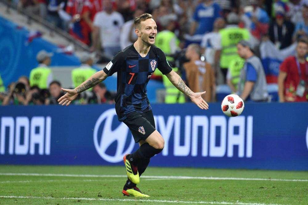 Rakitić también lo tiene claro: "Tiene que ser un croata y Modrić merece el Balón de Oro"