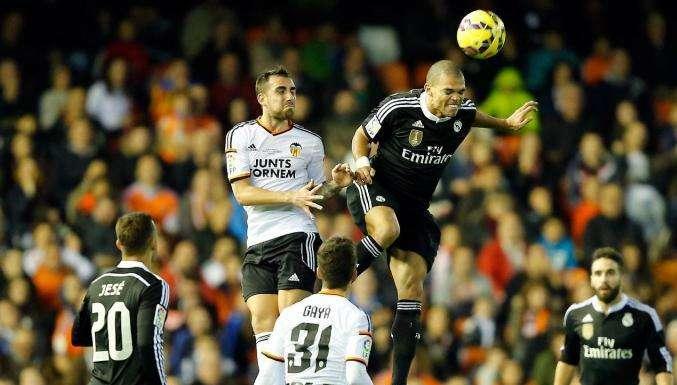 Deportes Cuatro: Gayá tiene vía libre para fichar por el Madrid