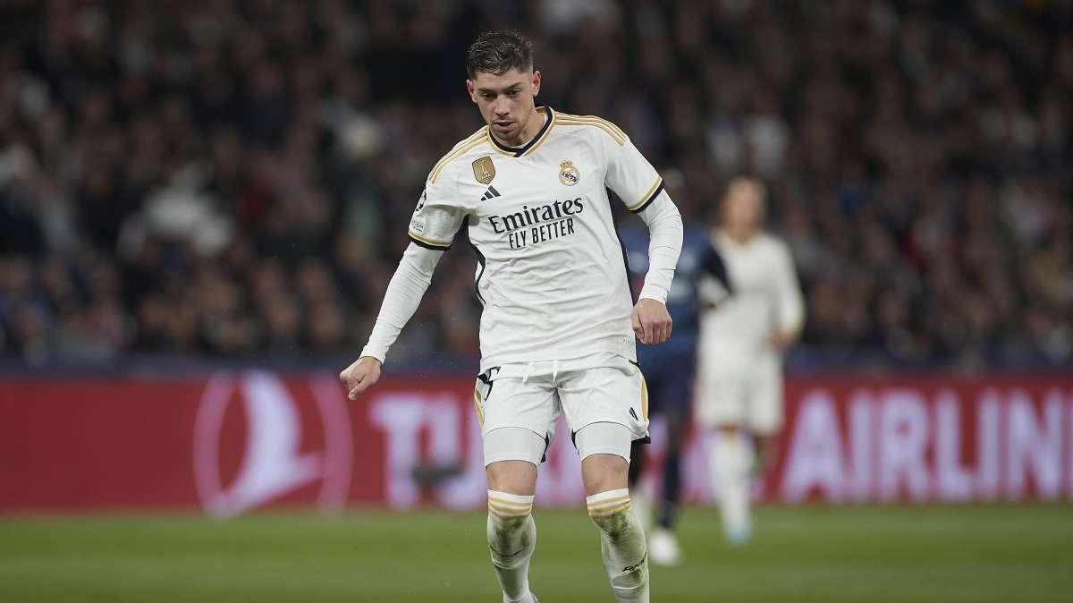 CAMBIO EN EL REAL MADRID | Entra Luka Modric por Fede Valverde