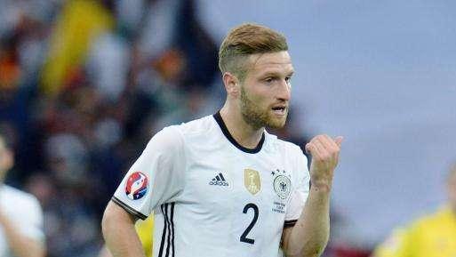 Mirror: El Chelsea quiere a Mustafi