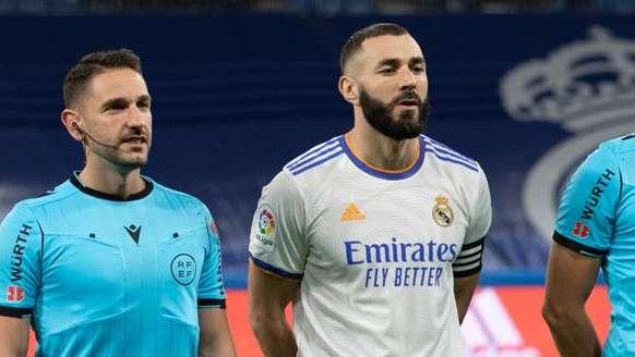 Cuadra Fernández, a la 'nevera' tras su actuación en el Sevilla - Real Madrid