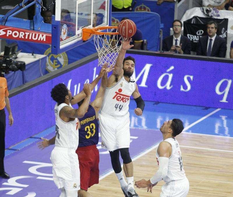 Satoransky: "Nosotros jugamos de forma más colectiva que el Madrid"