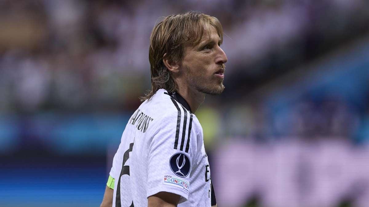 Alarma en el Real Madrid: "Modric estará con nosotros mucho tiempo"