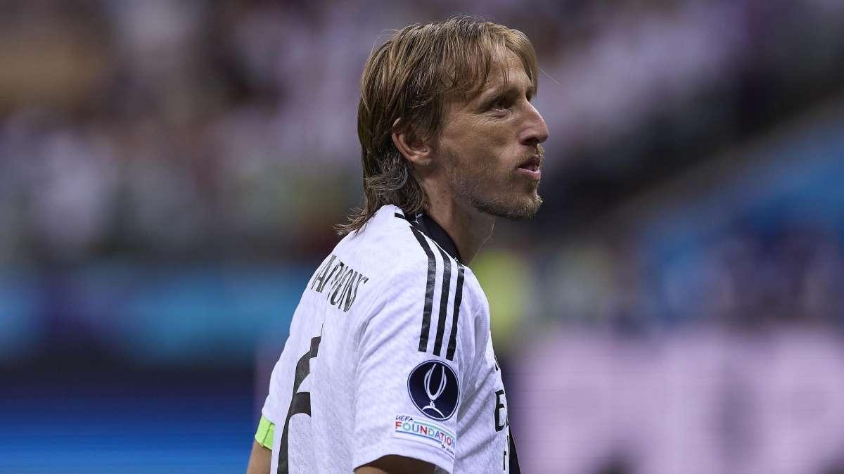 El madridismo lo tiene claro: Modric debería cambiar... pero termina contrato en 2025