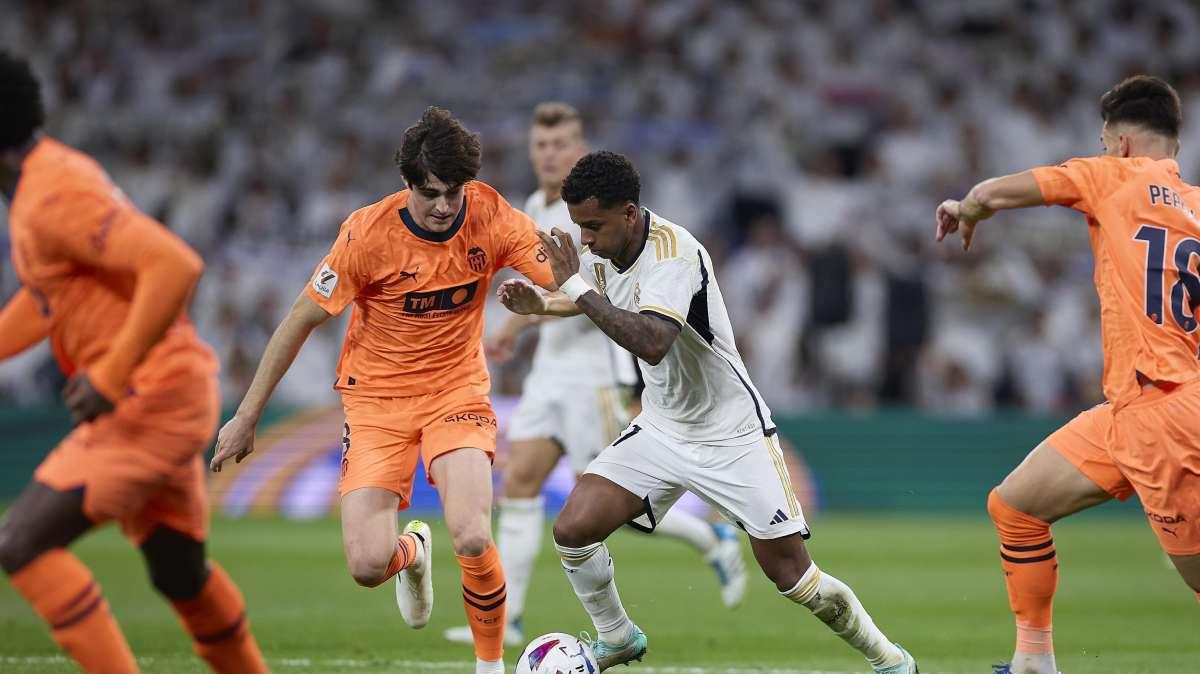 Incendio en el Valencia tras la manita del Real Madrid: "Eso me enfada"