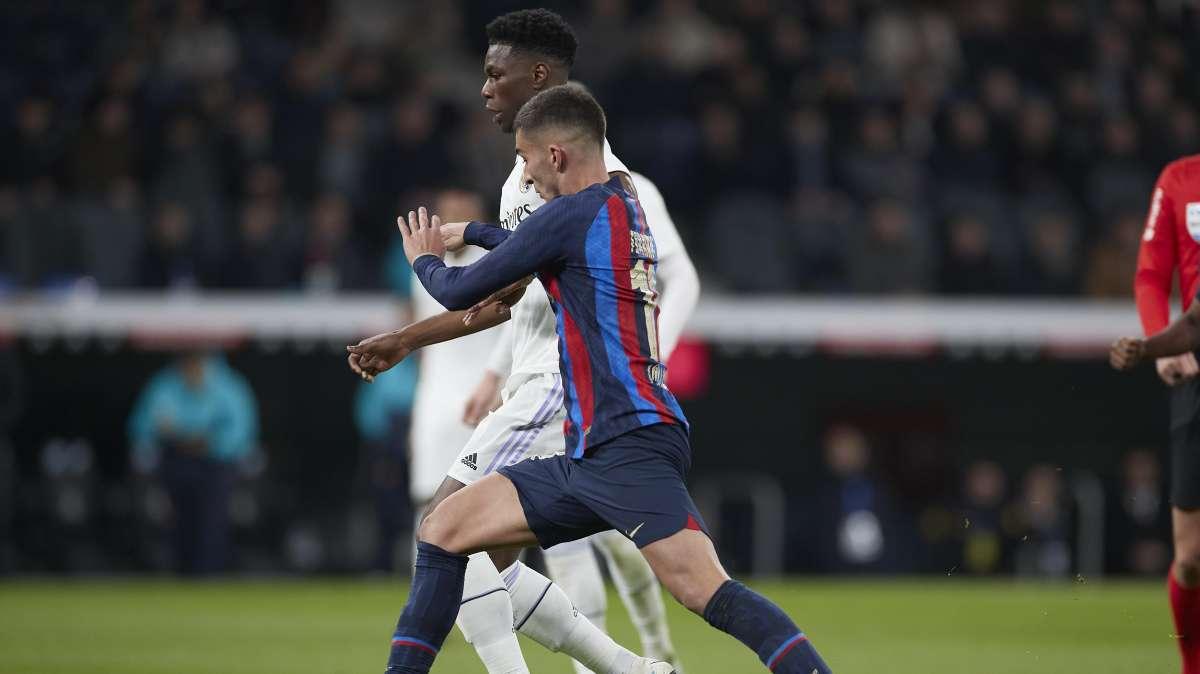 ¡ESTAMOS EN DIRECTO! El fantasma de Negreira salva al Barça en el Camp Nou