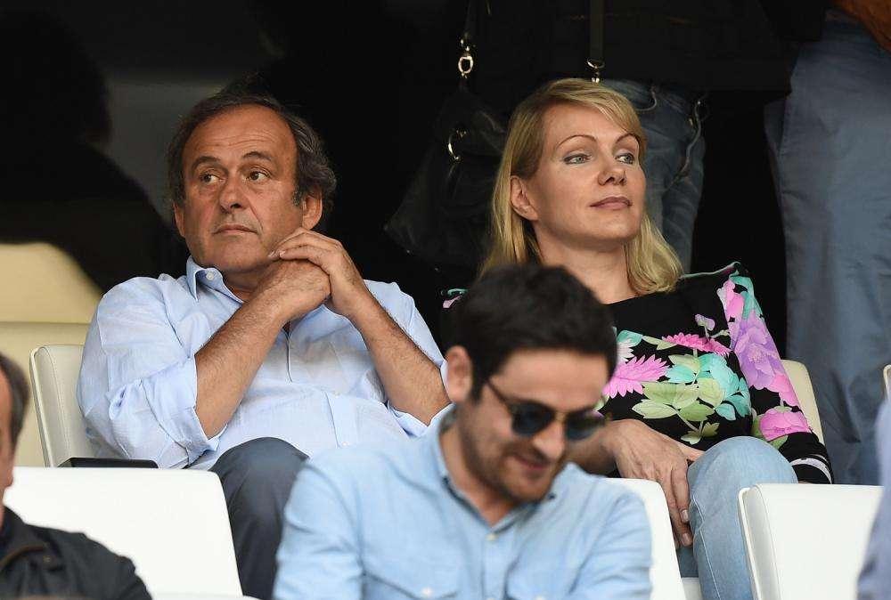 Michel Platini, de nuevo en libertad tras ser interrogado