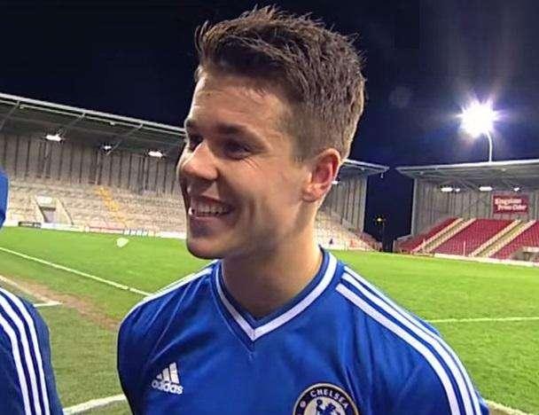 OFICIAL: Van Ginkel, cedido al Milan 