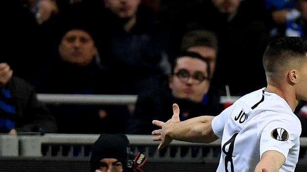 Fichajes | El Real Madrid responde a la oferta de los Wolves por Jovic