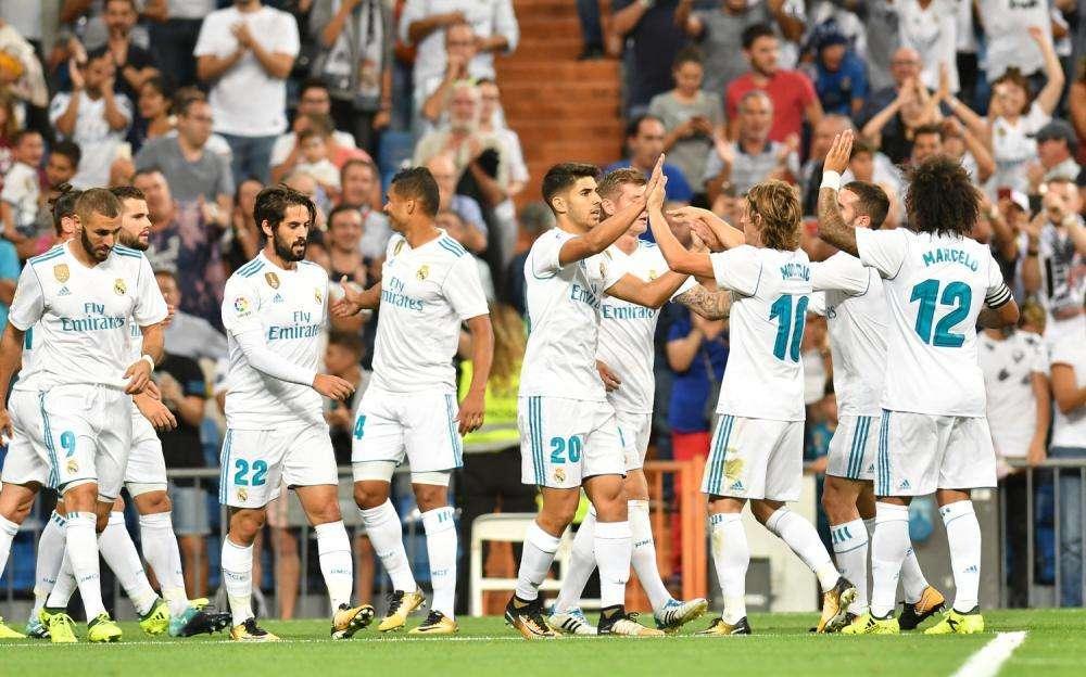 El Real Madrid jugará de azul  en Turín y el césped no se regará
