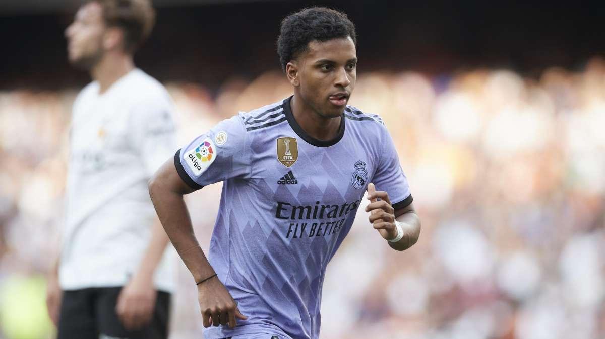 Rodrygo vale para Vinicius y para Benzema: las notas del Sevilla - Real Madrid