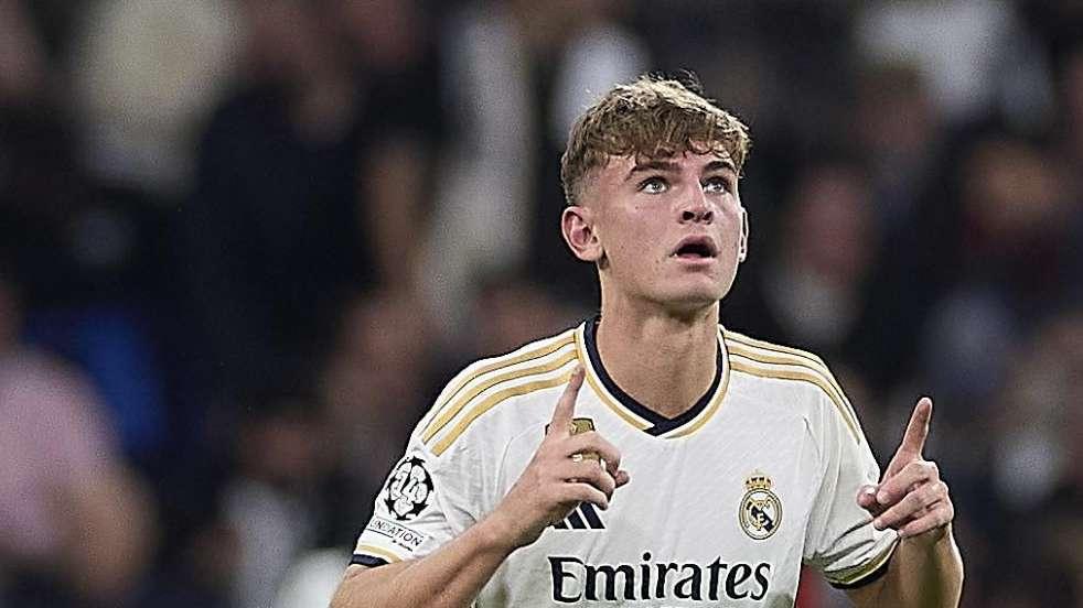 Nico Paz, sobre su gol: "Por un momento ni me lo creía"