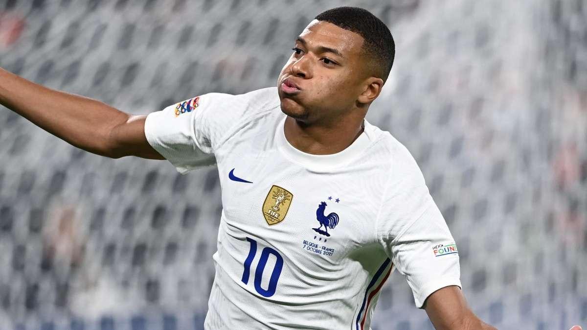 Mbappé jugó casi todo el partido en el área del Real Madrid: los detalles 