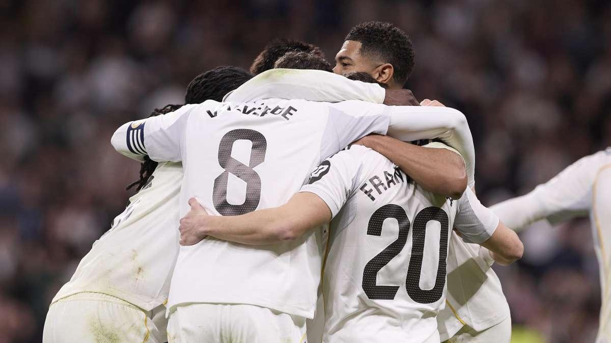 El puesto de lateral derecho, bajo lupa en el Real Madrid: dos opciones