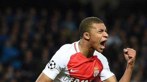 Abidal avisa a Mbappé: "Debería quedarse en el Monaco, es el mejor club para él"
