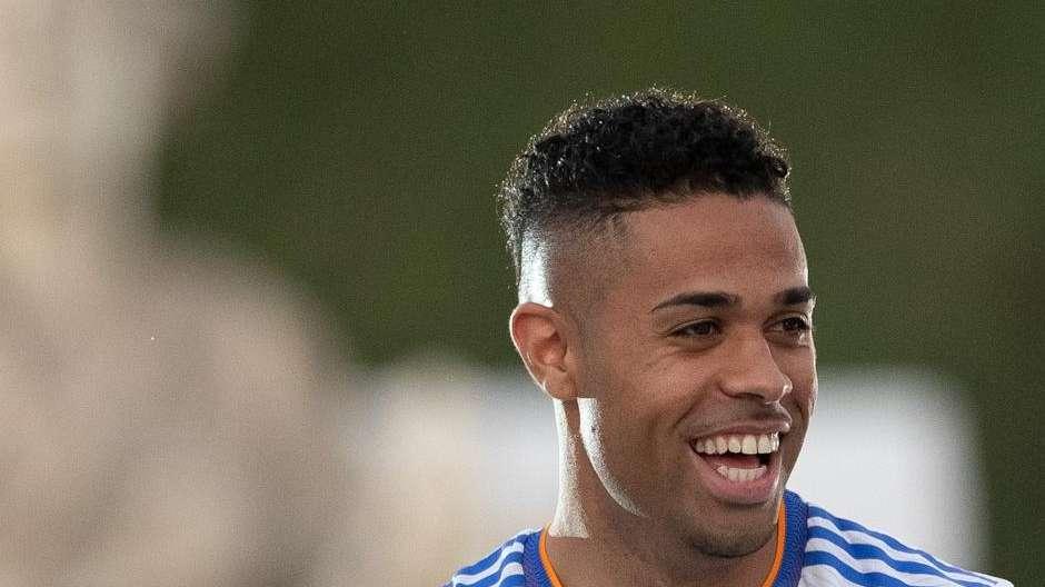 Álvarez de Mon: "En el Real Madrid hay más optimismo con la salida de Mariano. Reinier..."