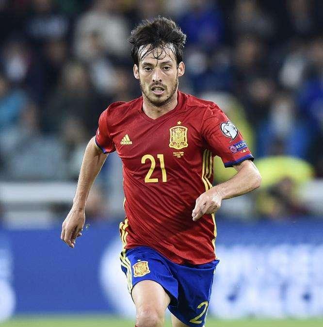 Silva sobre las críticas: "Llevo 12 años aquí y estoy acostumbrado. Tenemos que defender bien"