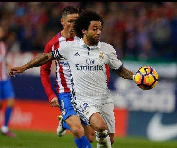 ONCE INICIAL - Cristiano y Benzema vuelven al equipo titular y novedad importante en el once