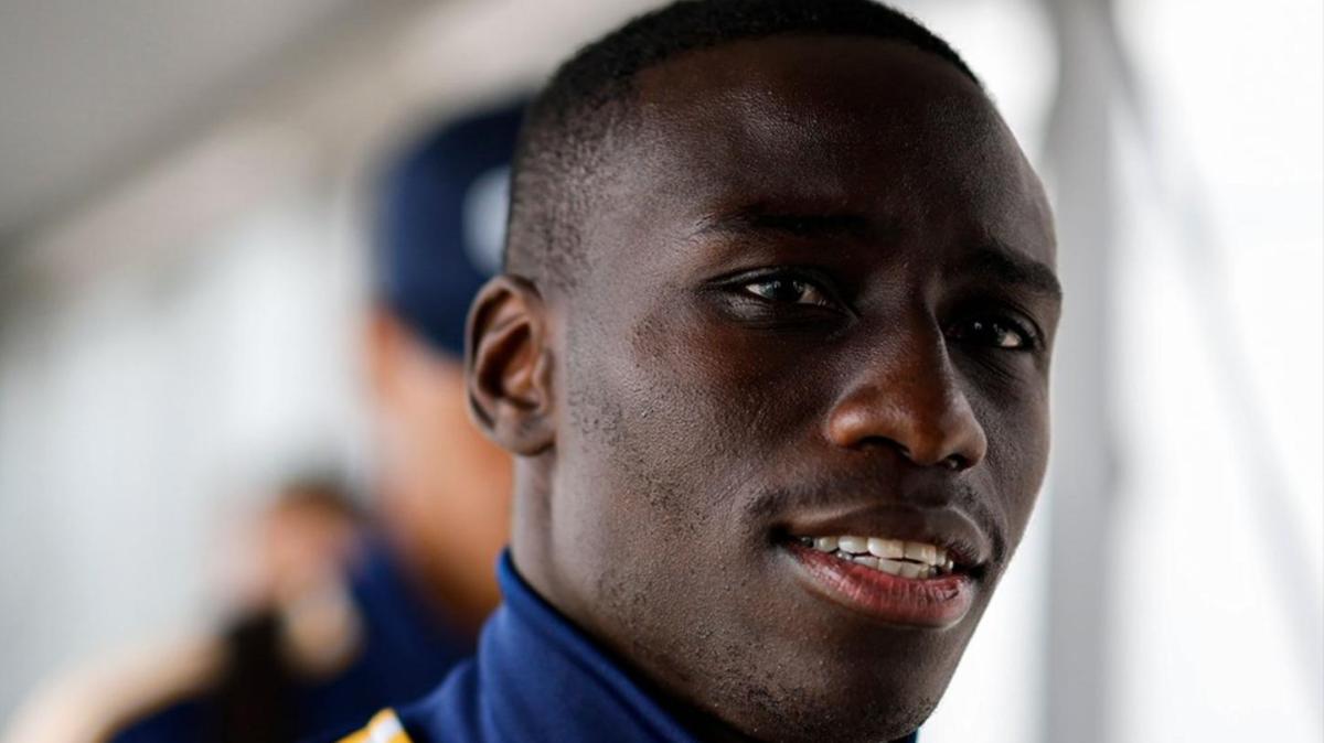 Ferland Mendy complica la operación salida del Real Madrid