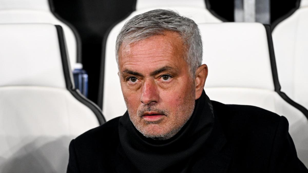 Un exjugador del Real Madrid sentencia a Mourinho: “Los problemas podrían estallar”