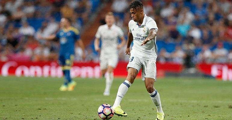 AS: Pese a la lesión de Charles, el Málaga no podrá fichar a Mariano hasta enero