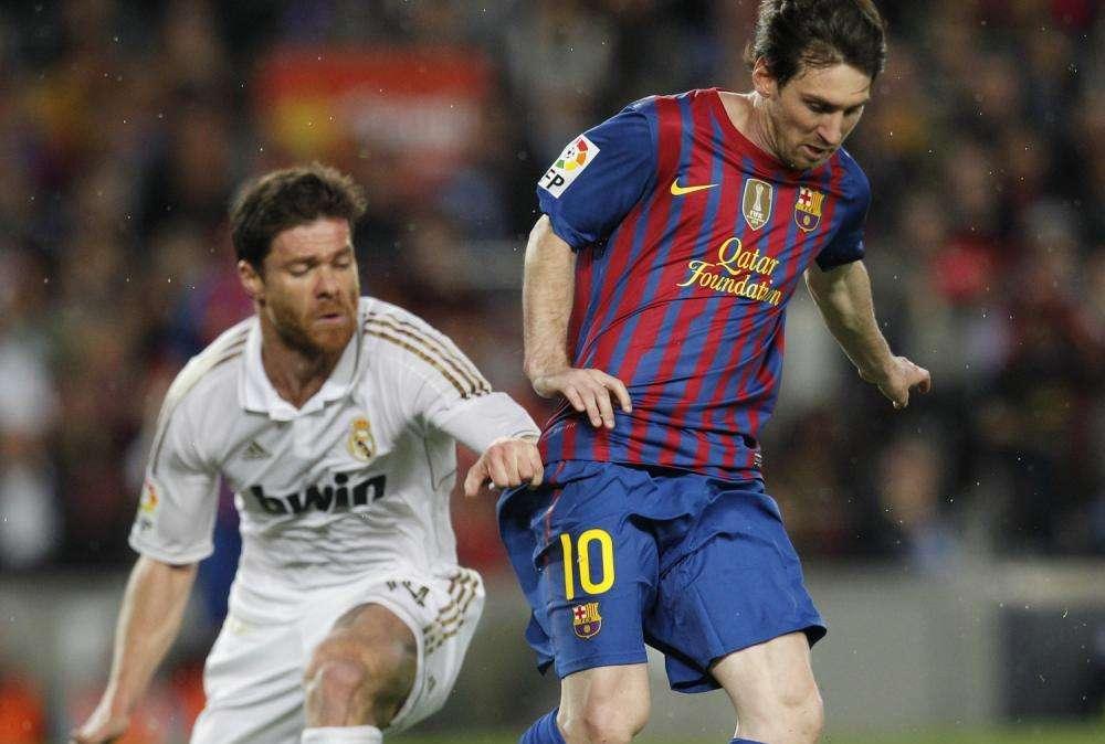 VÍDEO - Xabi Alonso explica cómo Mourinho trataba de parar a Leo Messi