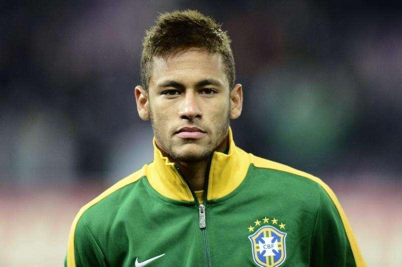 Neymar: "Sería aburrido si tuviera que decirle a Danilo que fiche por el Barça"