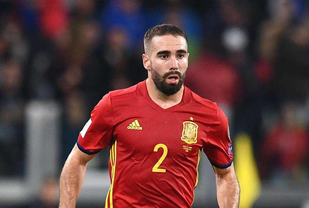 Carvajal y Nacho, titulares con España ante Noruega