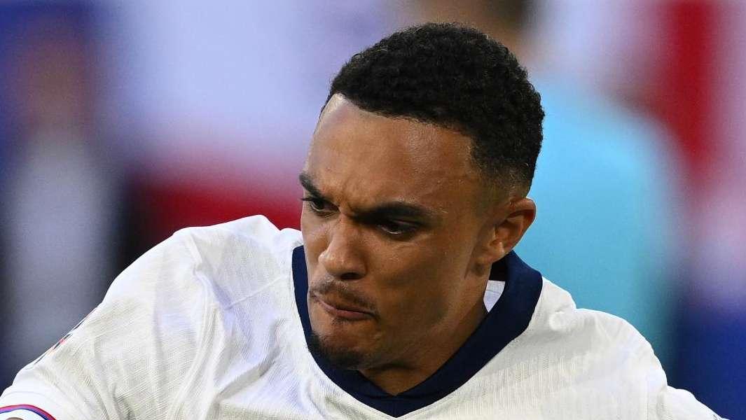 Filtran la oferta del Real Madrid para llevarse a Alexander-Arnold en enero