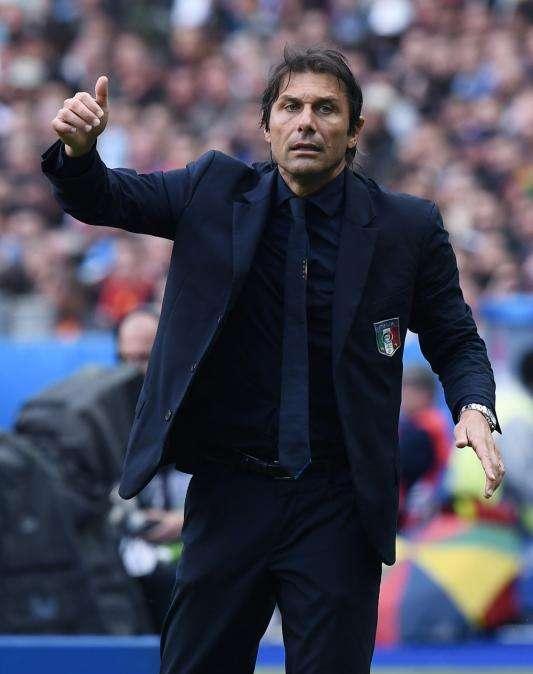 Conte: "Fàbregas es jugador del Chelsea"