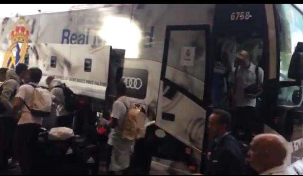 VÍDEO - Así llegó anoche el Madrid a su nuevo hotel de concentración en Washington 