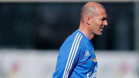 MARCA: Zidane seguirá a pesar de la posible sanción