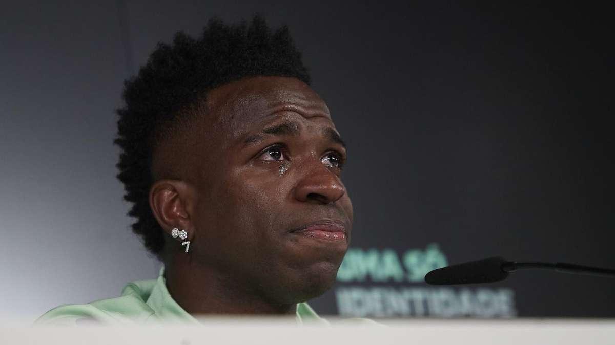 Vinicius: "El Real Madrid me apoya y yo voy a seguir aquí para ganar muchas cosas"