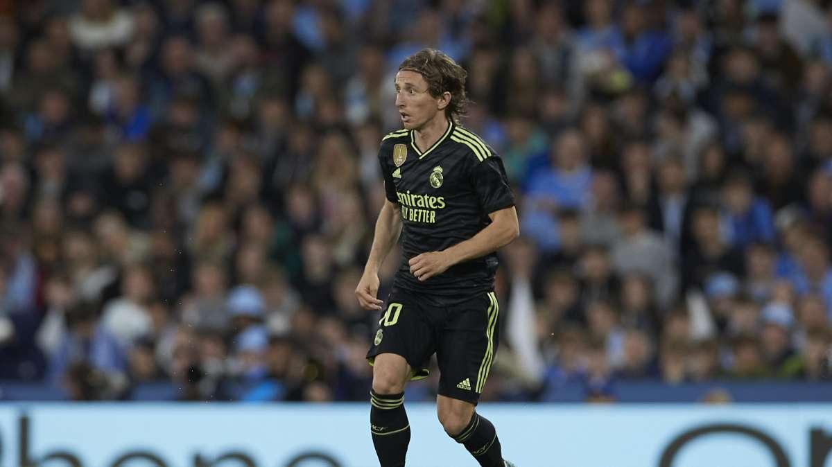 DOBLE CAMBIO EN EL REAL MADRID | Modric y Joselu, al campo