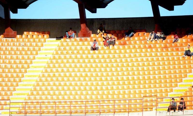 Diez condenados a muerte por violencia en un estadio egipcio en 2012
