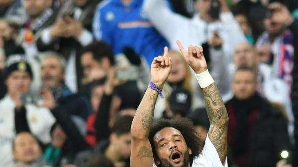 CAMBIO EN EL MADRID - Entra Theo y se marcha lesionado Marcelo