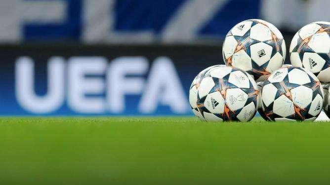 Las tres candidatas al premio a la mejor jugadora: una de ellas es culé