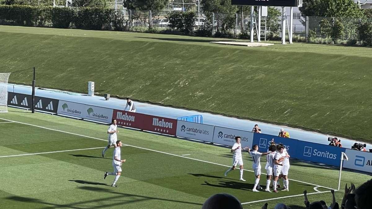 Real Madrid Castilla 3-0 Celta B: Arribas manda a su equipo al liderato