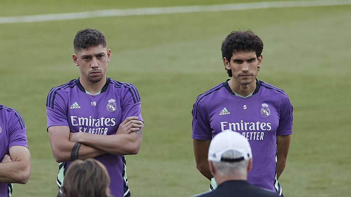Vallejo se pierde el entrenamiento y negocia su cesión al Granada
