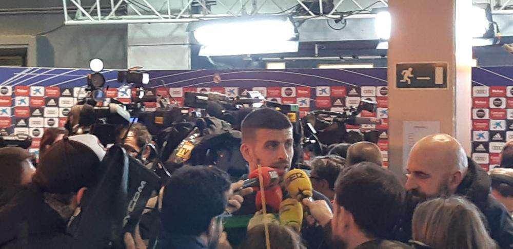 Piqué: "En la primera parte era uno de los peores Real Madrid que me he encontrado aquí"