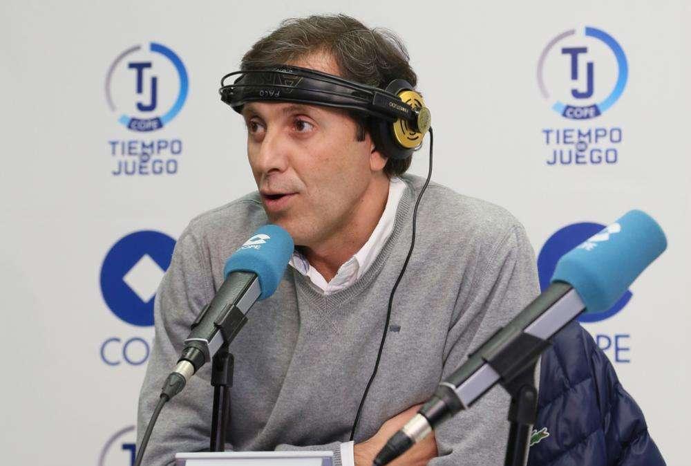 Paco González: "Florentino no es el presidente de la peña de fans de Isco. Tiene que dar dos pasos atrás"