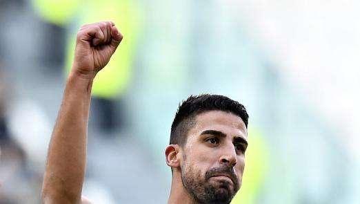 Khedira da el visto bueno a un objetivo blanco: "Es el más completo"